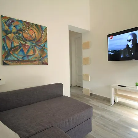 Διαμέρισμα Lara's House Gallery *